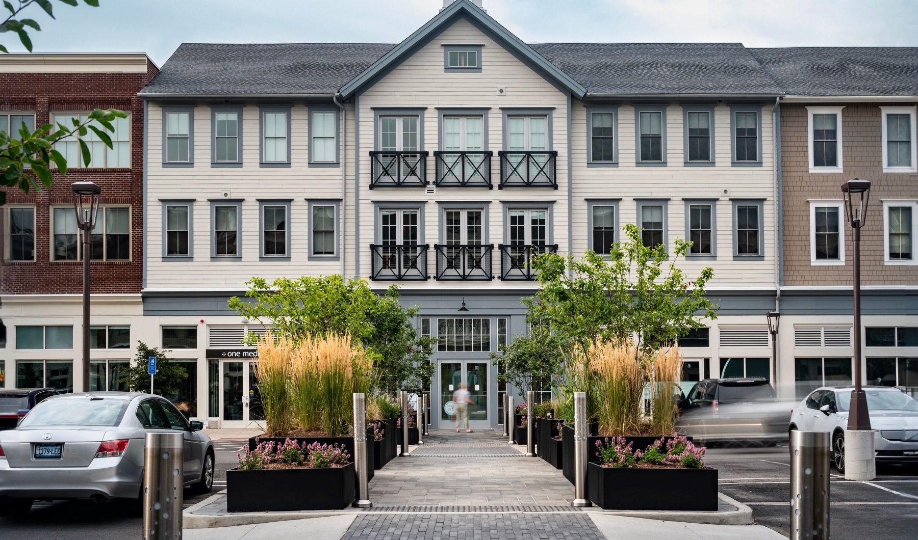 Exterior of Darien Commons Exterior of Darien Commons